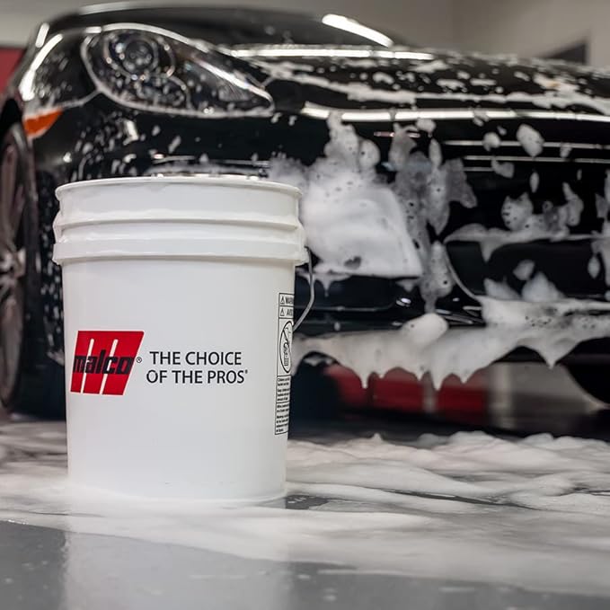 Malco Ultra Violet Premium Wash'n Wax – Best 2-In-1 Car Wash and Wax/Cleans and Provides A Durable, High-Gloss Shine in One Fast and Easy Step / 1 Gallon (107101)