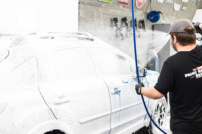 KOCHCHEMIE Active Foam - Phosphate and NTA Free, Paintwork Protective, Unique Foam Formulation, Long Lasting Sandalwood Aroma (1 Liter)