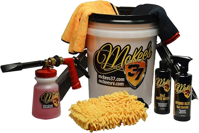 McKee's 37 MK37-HBWK Hydro Blue Foam & Coat Wash Bucket Kit, 32 oz.