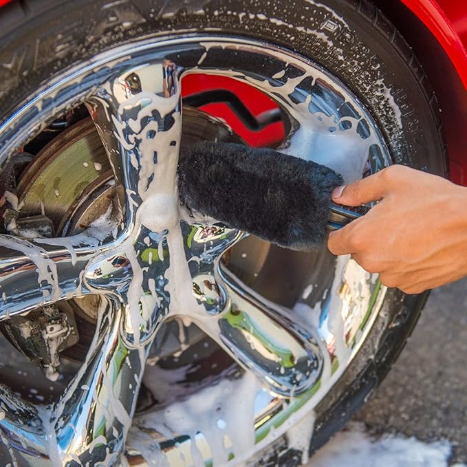 Chemical Guys Gerbil Wheel and Rim Cleaning Brush – Soft Natural Bristle Detailing Tool for Tires, Exhausts and Delicate Surfaces – Safely Cleans Brake Dust, Grime and Dirt, 1 Pack