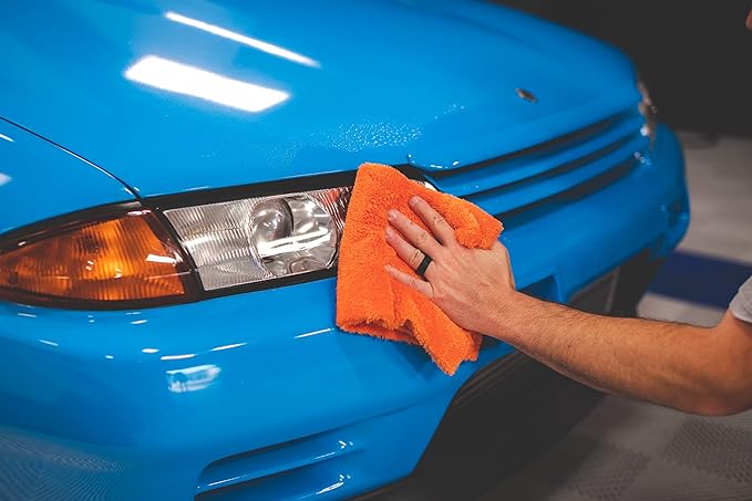 P & S PROFESSIONAL DETAIL PRODUCTS Bead Maker with 4 Eagle Edgeless Microfiber Towels by The Rag Company - Paint Protectant & Sealant, Long Lasting Gloss Enhancement, Hydrophobic Finish (1 Gallon)