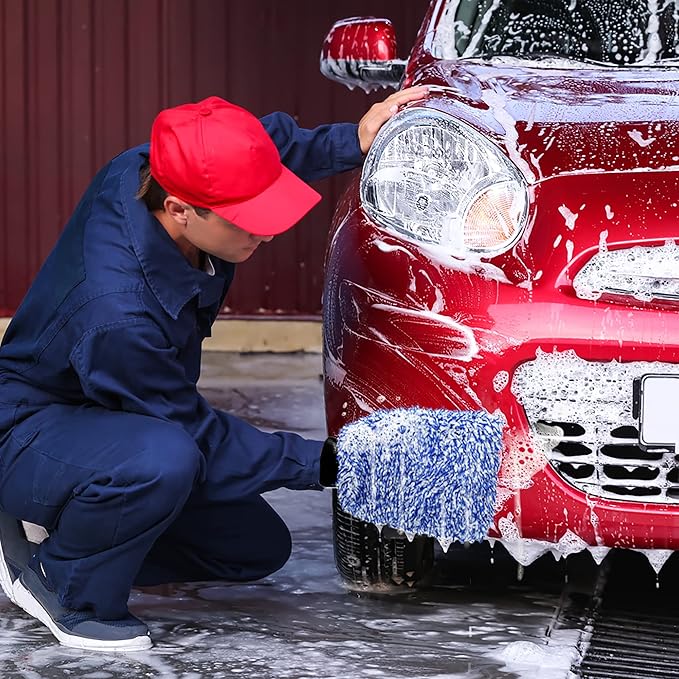 TAKAVU New Car Wash Mitt, 2 Pack Premium Cyclone Microfiber Washing Gloves, Holds Tons of Sudsy Water for Effective Washing, Machine Washable, Lint Free, Scratch Free (Blue)