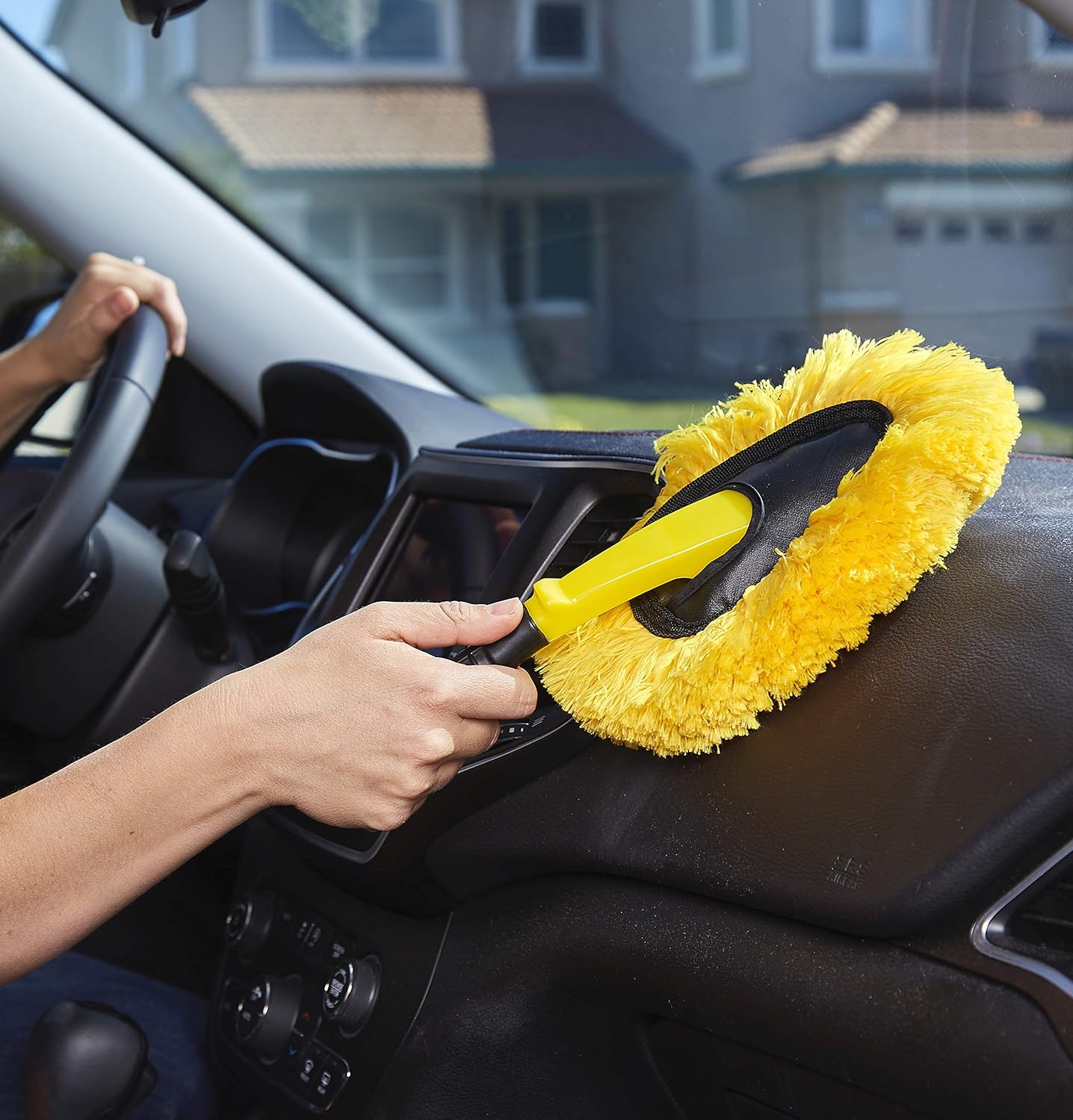 Armor All Interior Car Cleaning Kit, Interior Detailer Spray with Microfiber Towels and Microfiber Duster, 16 Fl Oz (3 Piece Kit)