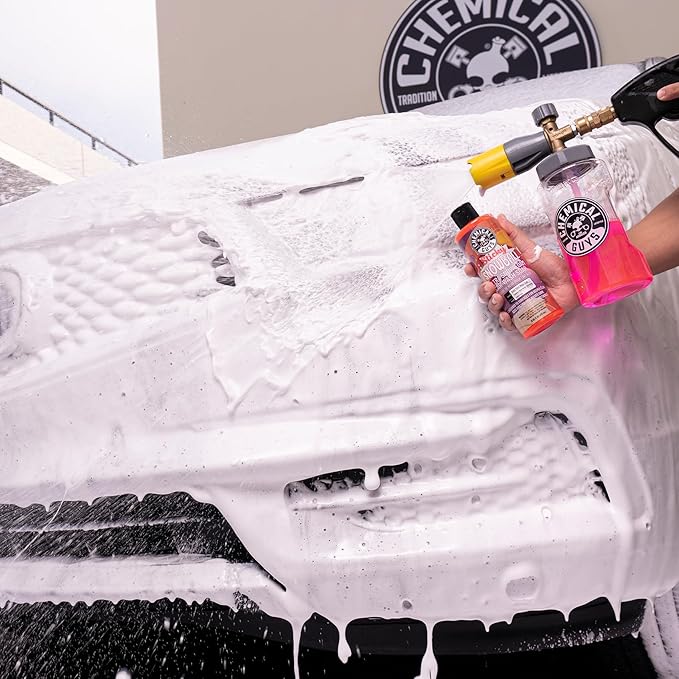 Chemical Guys CWS21516 Sticky Snowball Ultra Snow Foam Car Wash Soap (Works with Foam Cannons, Foam Guns or Bucket Washes) Safe for Cars, Trucks, Motorcycles, RVs & More 16 fl oz, Cherry Scent