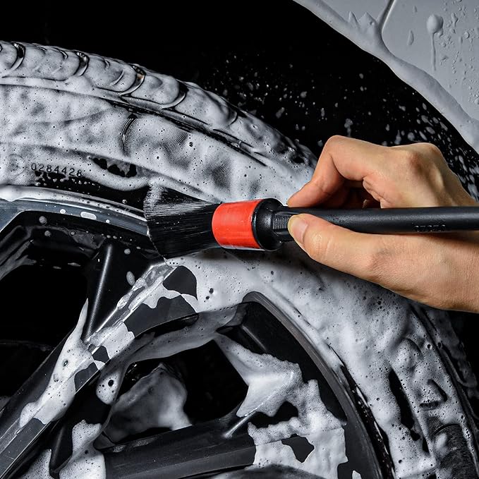 Metal Free Soft Wheel Cleaner Brush, Synthetic Wool Tire Cleaning Brush, Highly Water Absorption, Dense and Durable Tire Brush for Cleaning Wheels, Rims, Spokes, Fenders, Engines…