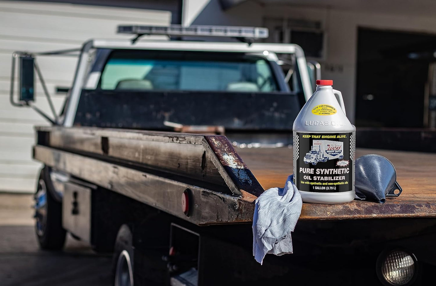 Lucas Oil 10131 Pure Synthetic Oil Stabilizer - 1 Gallon