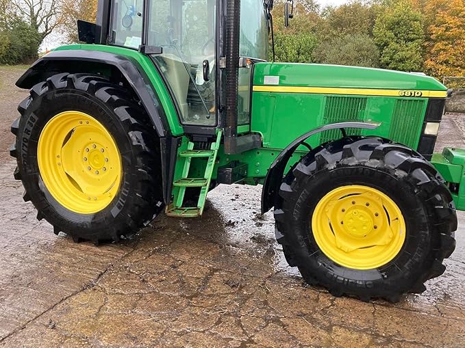 Wash Chems Pro 30 Touchless Industrial Construction Equipment One Step Detergent Soap Concentrate No Brushing, Commercial Grade Professional Auto Foam Cleaner (1 Gallon)