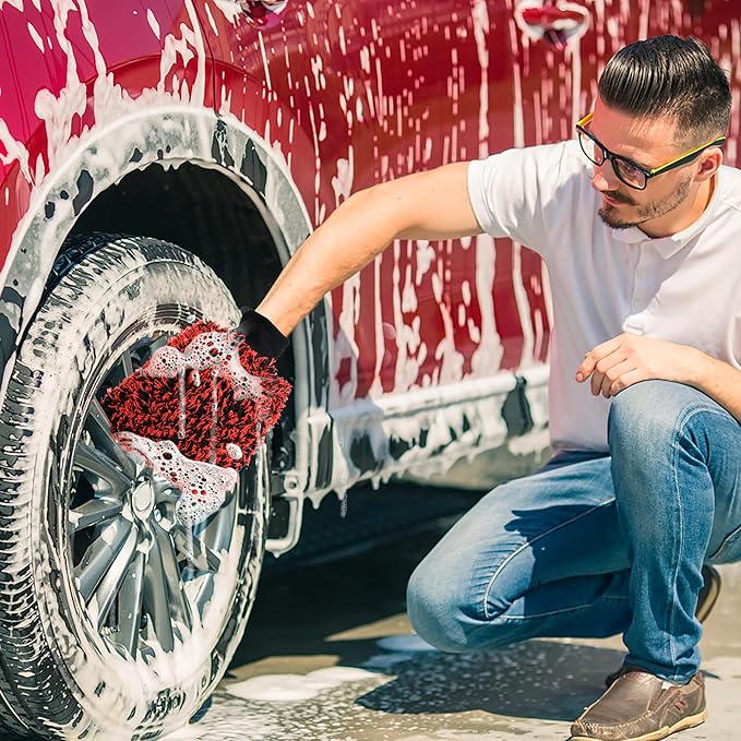 TAKAVU New Car Wash Mitt, 2 Pack Premium Cyclone Microfiber Washing Gloves, Holds Tons of Sudsy Water for Effective Washing, Machine Washable, Lint Free, Scratch Free (Red & Black)