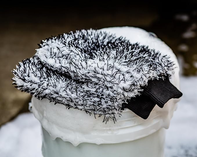 Microfiber Car Wash Mitt, Plush Cleaning Fibers, Scratch-Free, Swirl-Free, Lint-Free, 8in x 11in, Machine Washable, 2-Pack (Black)