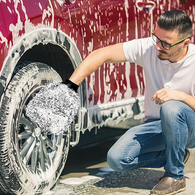 TAKAVU Microfiber Cleaning Mitt, 2 Pack Premium Cyclone Car Washing Gloves, Scratch-Free Lint-Free Wash Mitts, Holds Tons of Sudsy Water for Effective Washing, Machine Washable (Black & White)