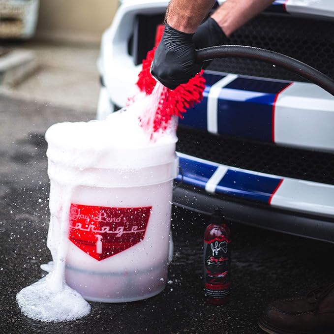 Jay Leno's Garage Car Shampoo – Advanced PH Neutral Car Shampoo Exterior Cleaner, Thorough Foaming Car Wash Shampoo for Deep-Clean Professional Vehicle Wash and Auto Detailing Car Care (16 oz.)